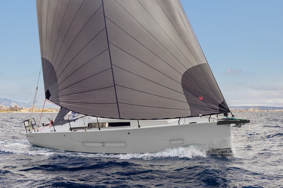 Elegant by nature - The Hanse 360 ST